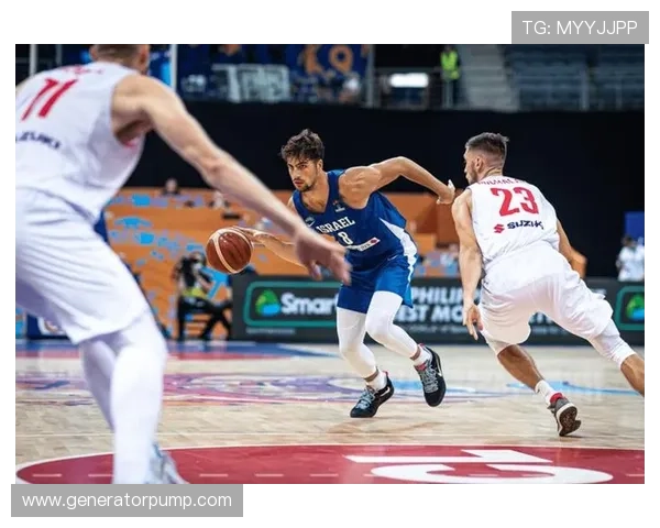 阿夫迪亚精彩助攻格兰特跳投命中并造成犯规完成3+1精彩表现 阿夫迪亚精彩助攻格兰特跳投命中并造成犯规完成3+1精彩表现