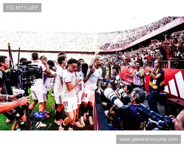 西甲焦点战巴萨惨败塞维利亚 皇马凭胜利重返联赛榜首